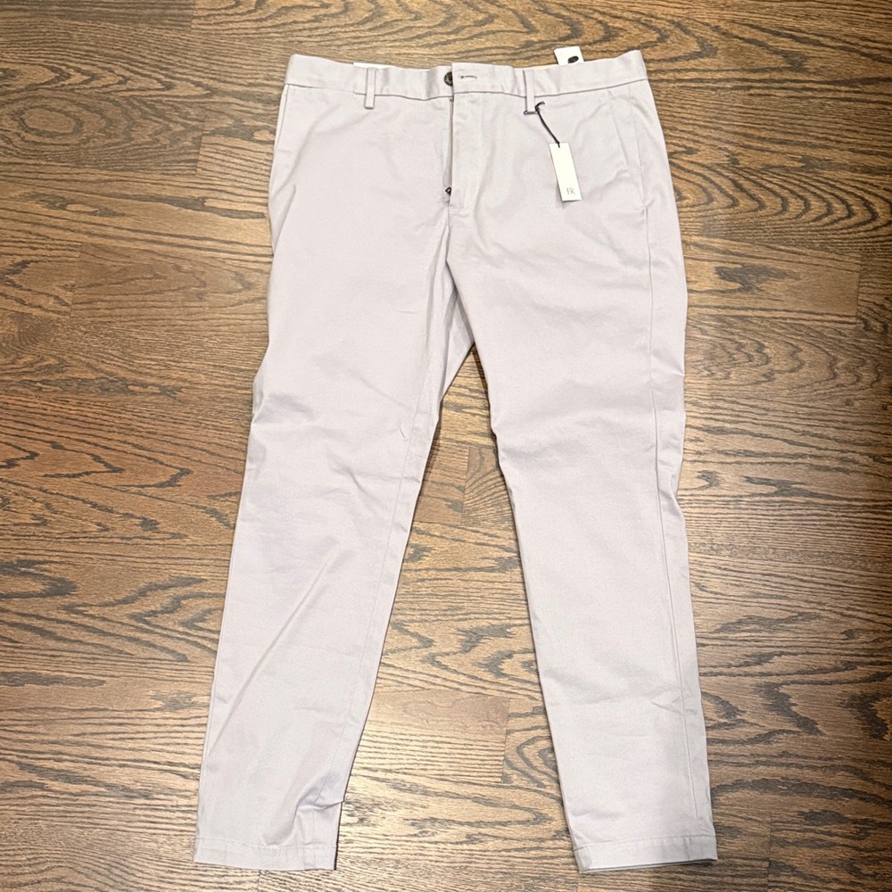 Banana Republic Men's Light Gray Chinos